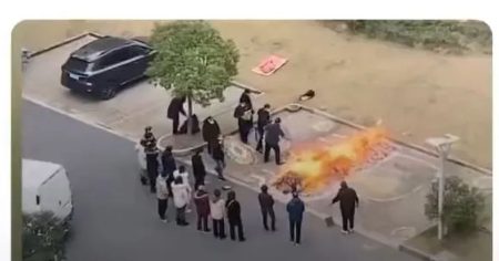 Corona-Fake: „Leichenverbrennung“ ist Brauchtumsfeier