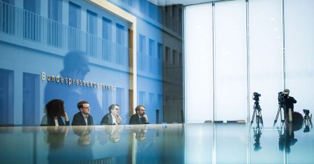 Hartlages BRD-Sprech _ Experten