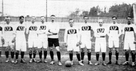 Anpfiff für den deutschen Fußball