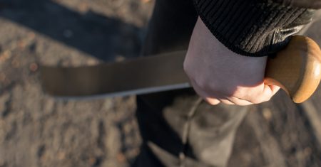 Chemnitz: Linke hacken Patrioten drei Finger ab