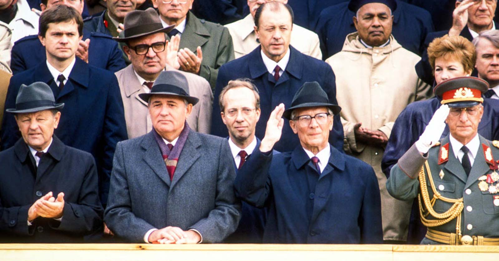 Stöhnen im BRD-Osten: „Wie in der DDR“