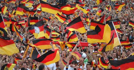 Deutsche-Fahnen-zur-Fußball-EM
