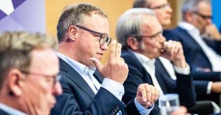 Hartlages BRD-Sprech _ Brandmauer