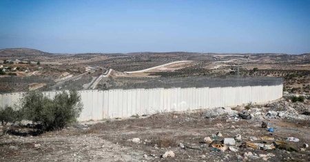 Hampels Rückblick _ Mauerbauer