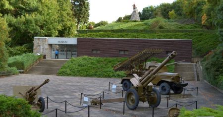 Russischer Botschafter bei Seelow-Gedenken