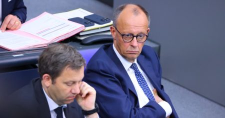 Kein Vertrauen in Regierung