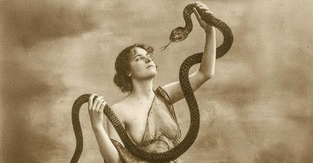 Die Priesterin des Goldenen