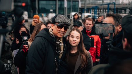 Gegen das Epstein-Regime: Naidoo rüttelt Opposition auf