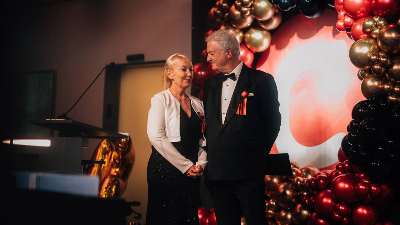 Gala-Höhepunkte „15 Jahre COMPACT“