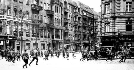 Das Weimarer Gespenst, andersrum