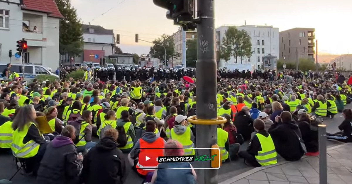 AfD schon da: Antifa verpennt Blockaden!