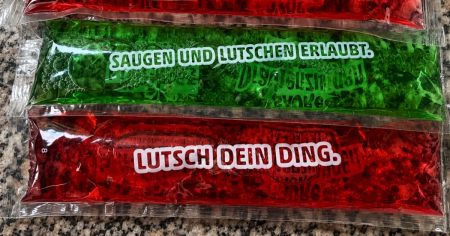 Widerlich! Eis mit Sex-Sprüchen für Kinder