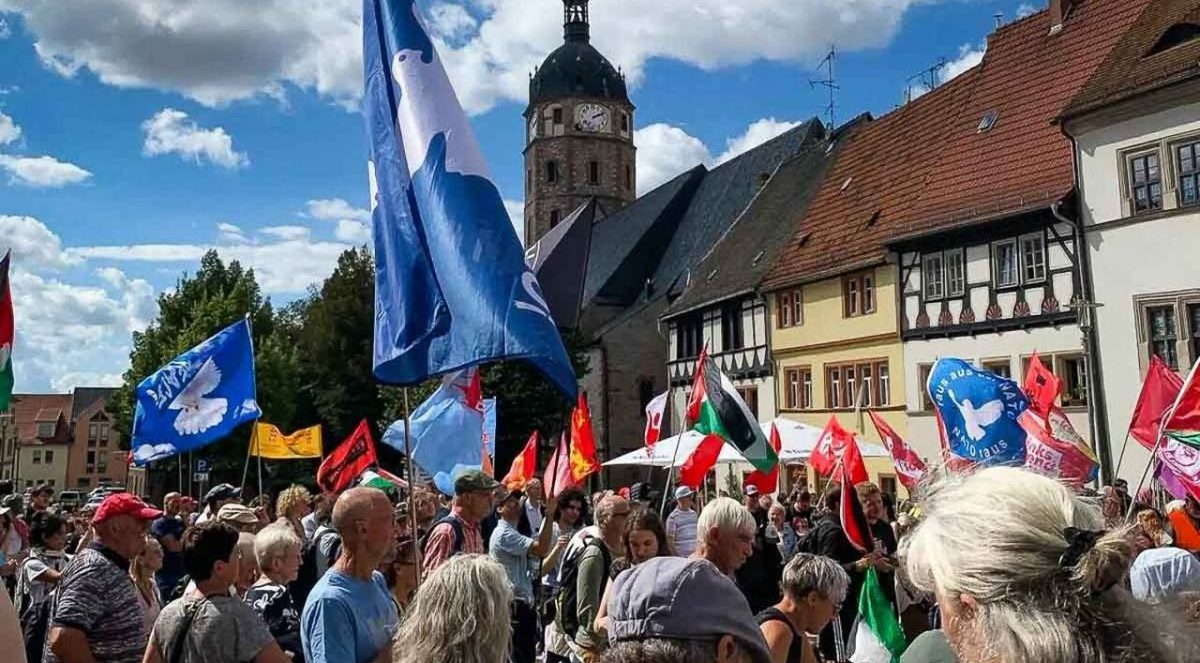 Waffenfabrik: Linke lehnt BSW-Angebot ab - COMPACT