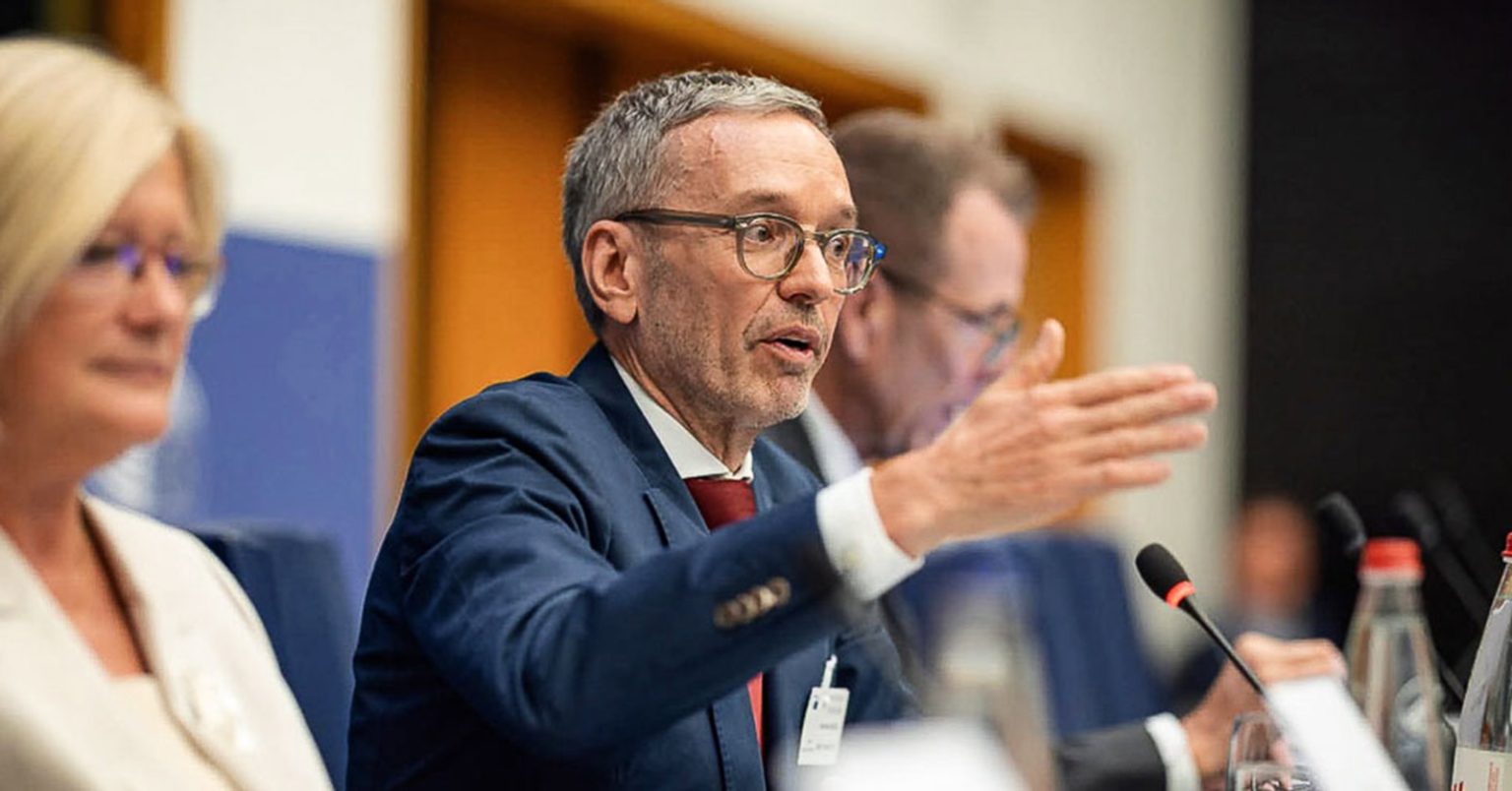 Kickl am Nasenring