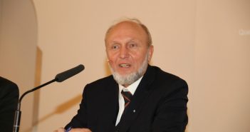 ifo-Präsident H.W. Sinn: Mehr arbeiten, weniger Lohn zur Finanzierung von Merkels Flüchtlingspolitik