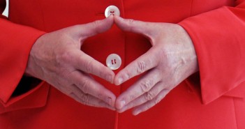 Merkel-Gate: Kaufte die Rautenfrau ihren Wahlsieg bei der Post?